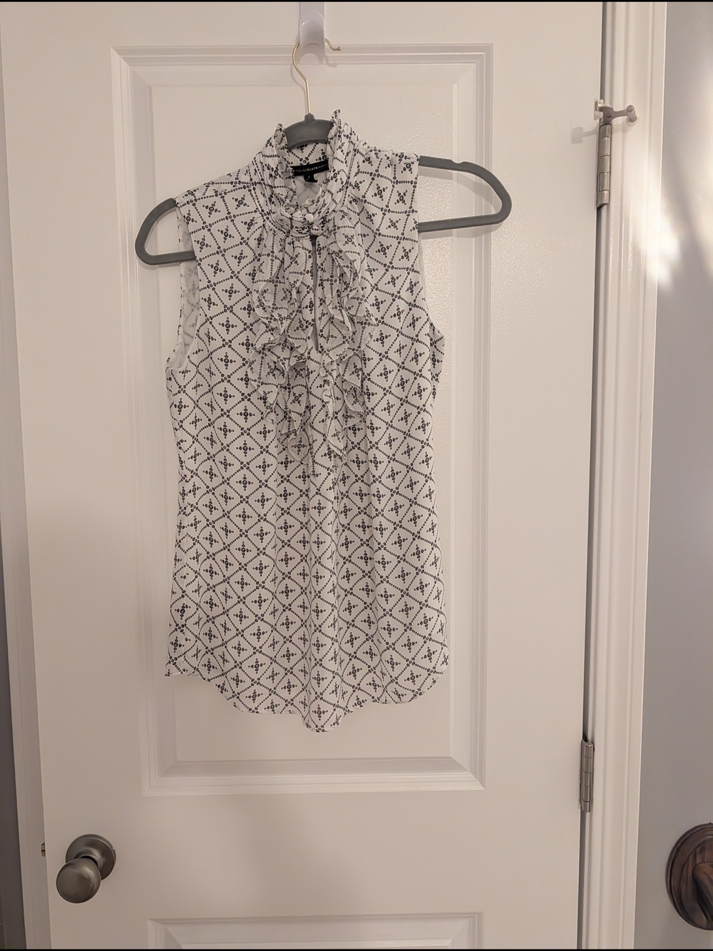 White House Black Market Black & White Geometric Ruffle Tie-Neck Tank